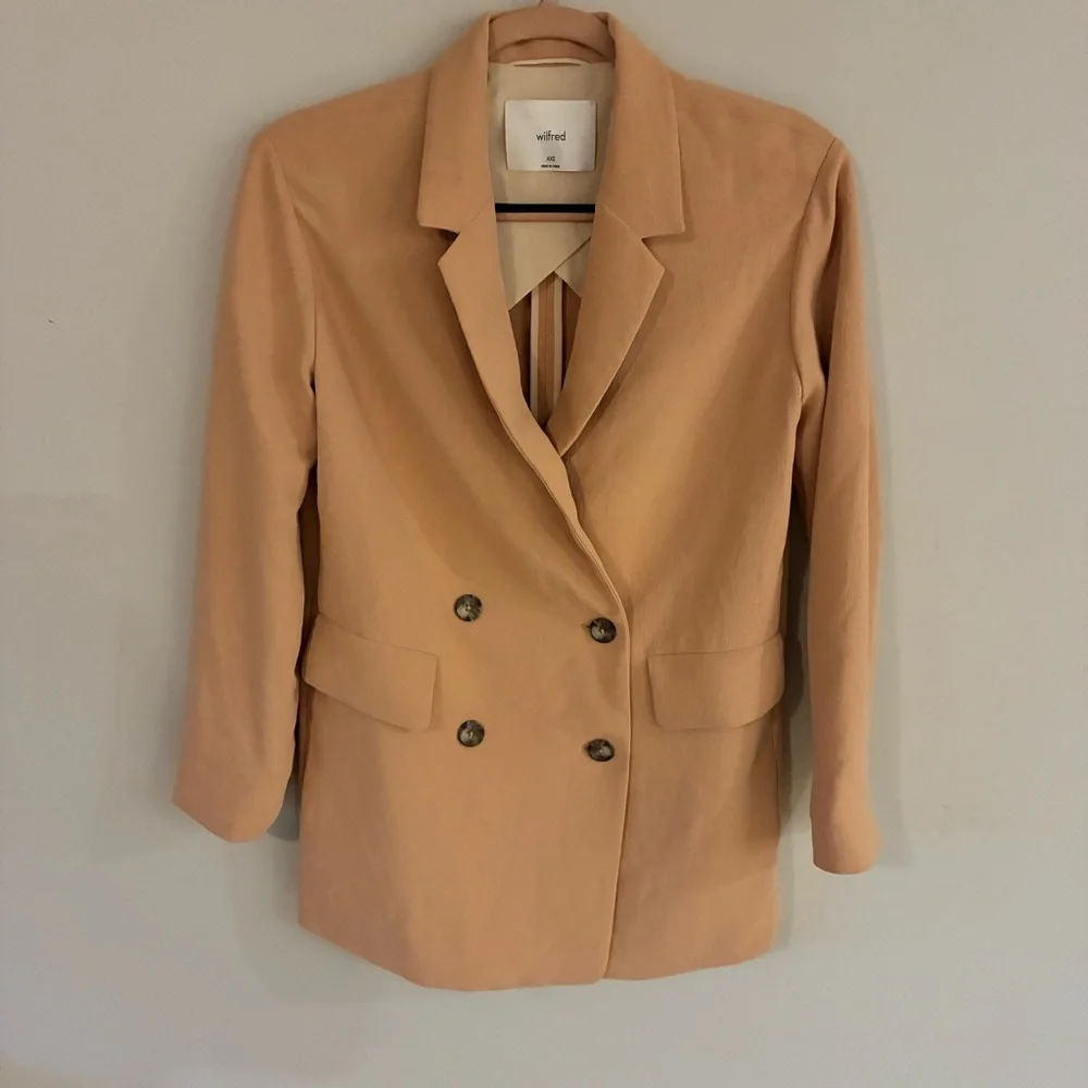 Wilfred Cherrelle Nude/Beige‎ Blazer - Picture 3 of 6